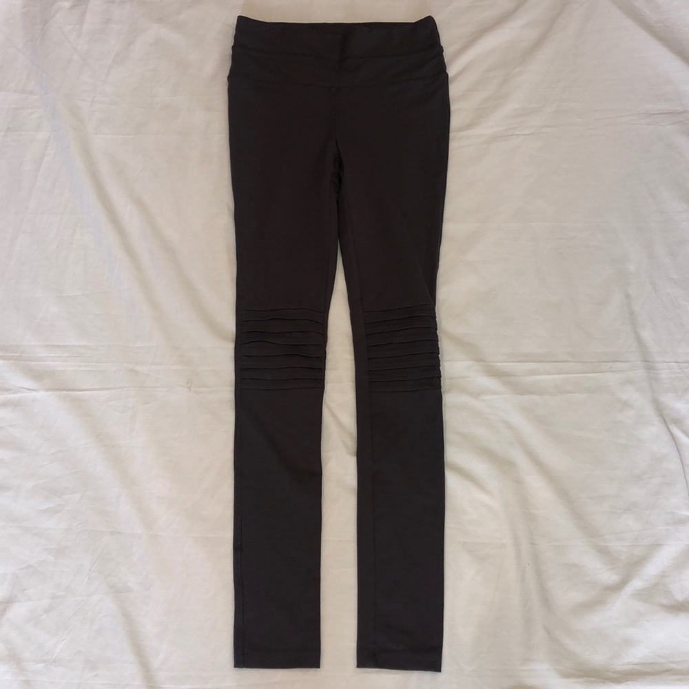 Free people movement leggings size XS